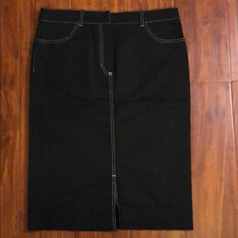 Development Brand Skirt